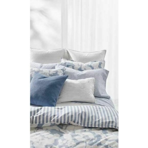 Lauren Ralph Lauren Home Willa Floral King Duvet Set Cover & Shams Retail $385 - Picture 3 of 5